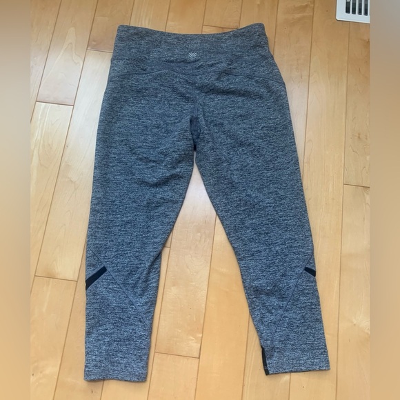 5️⃣0️⃣%off item(with purchase of regular priced item of equal or greater value) - Picture 4 of 5